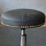 スツールの詳細