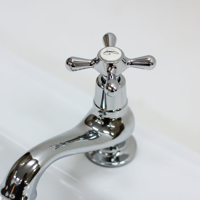 シルバー色蛇口