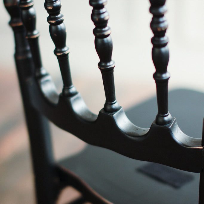 ブラック色ナポレオンチェアの詳細写真2