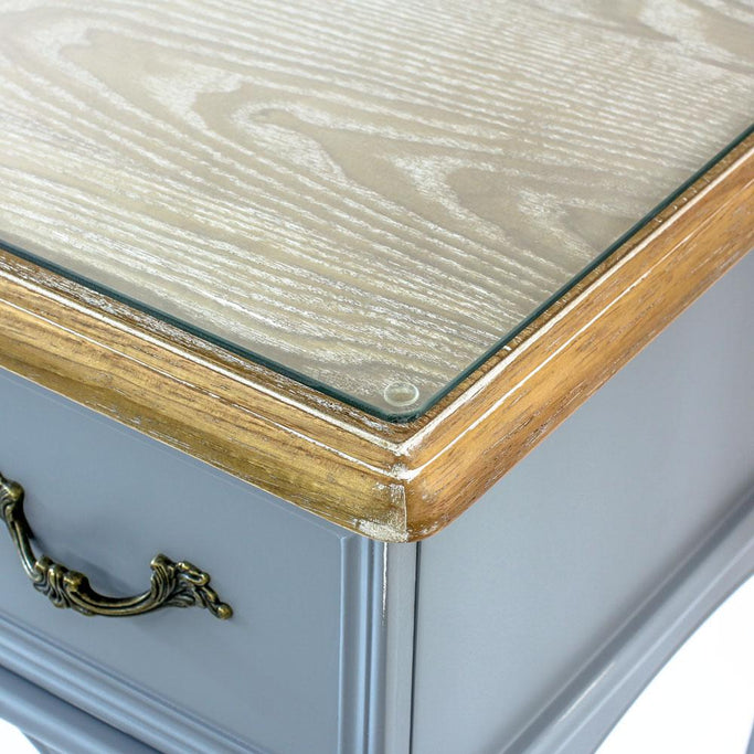 ブルーグレー色ネコ脚ネイルテーブルの詳細4