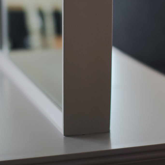 グレーウッドドレッサーの詳細【ブリットメア】