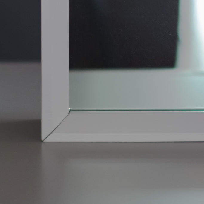 グレーウッドドレッサーの詳細【ブリットメア】