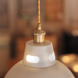 色ペンダントライトの詳細1