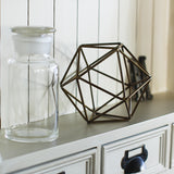 ホワイト色壁掛け商品棚【ウォールラック】の使用例5