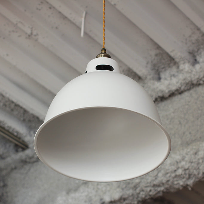 マットホワイト色ペンダントライトの詳細3